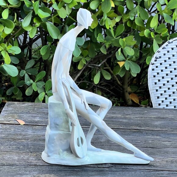 Lladro Nao "Harlequin" Jester Large with Guitar Mandolin Porcelain Vintage - Picture 10 of 12